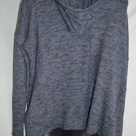 American Eagle soft and sexy hoodie and black crop shirt bundle women - Picture 3 of 7